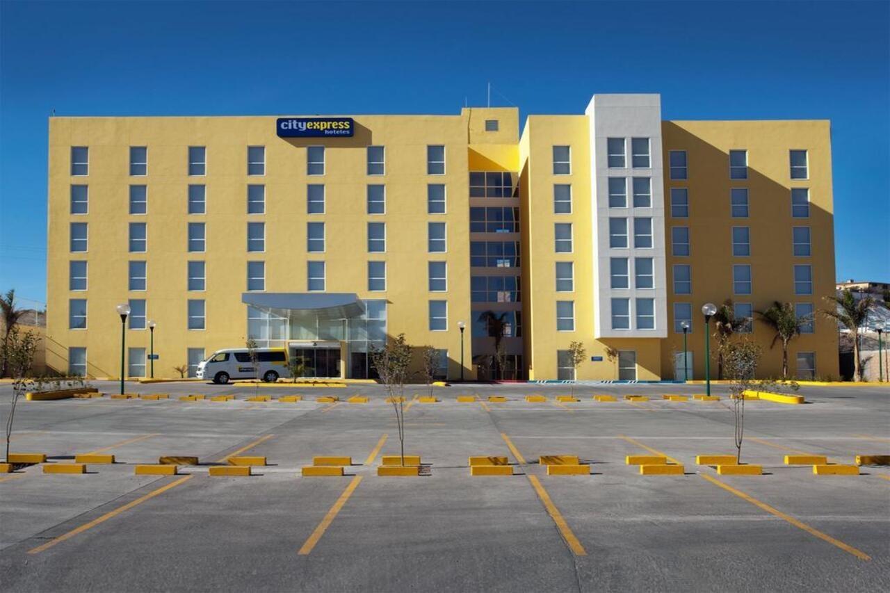City Express By Marriott Saltillo Sur Bagian luar foto